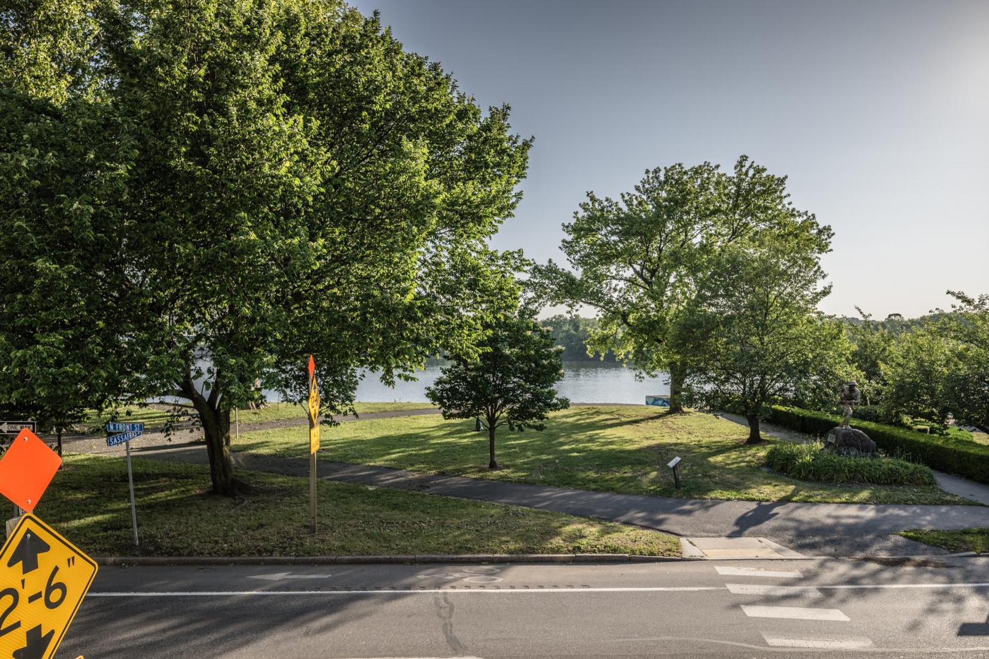 Burgbnb Riverfront Harrisburg Eksteriør billede